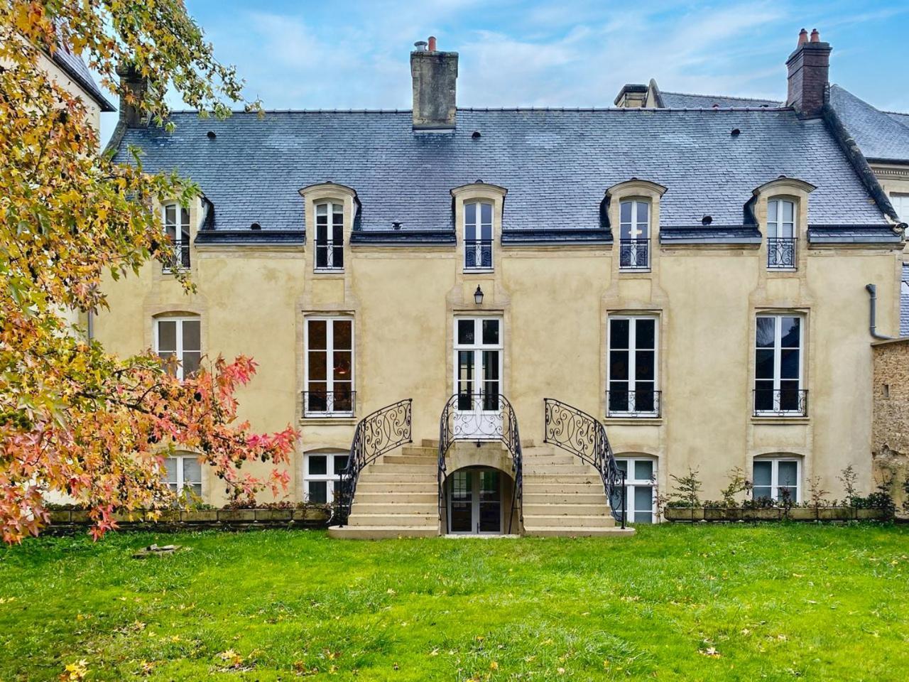 Bayeux, Normandy, Private Mansion, 17Th-18Th Century, In The City Luaran gambar